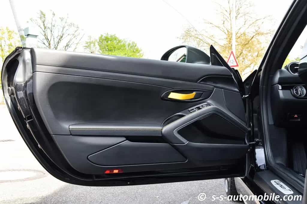Porsche 718 Cayman T SportDesign Vollschale Schalter 05/2020-photo-14