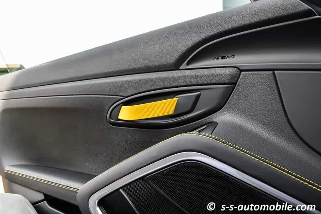 Porsche 718 Cayman T SportDesign Vollschale Schalter 05/2020-photo-15