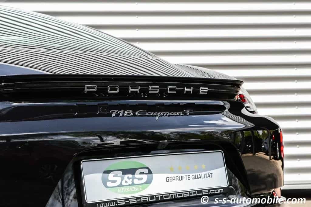 Porsche 718 Cayman T SportDesign Vollschale Schalter 05/2020-photo-5