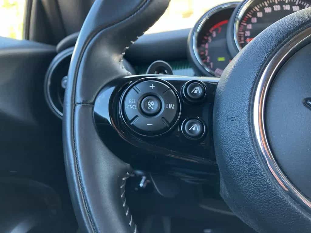 MINI Cooper S COOPER_S 60 YEARS TRIM LED+NAVI+SHZ+PDC+KLIMA 05/2020-photo-21