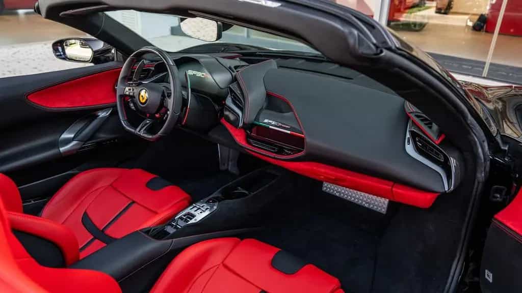 Ferrari SF90 SPIDER 02/2025-photo-12