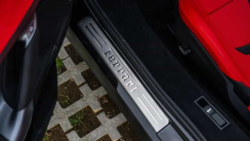 Ferrari SF90 SPIDER 02/2025-photo-14