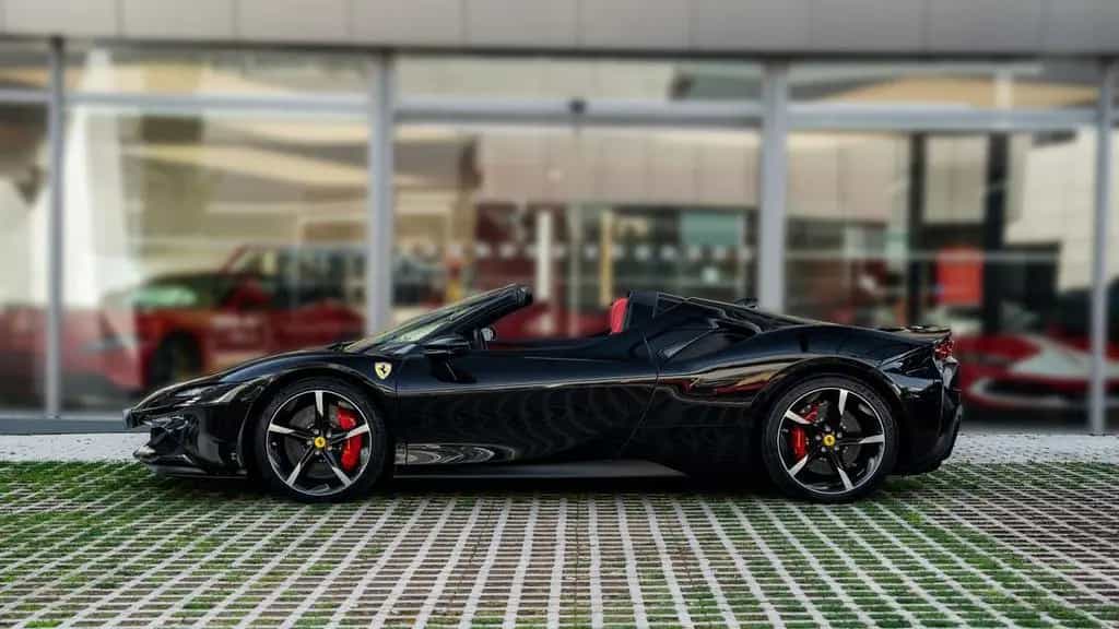 Ferrari SF90 SPIDER 02/2025-photo-4
