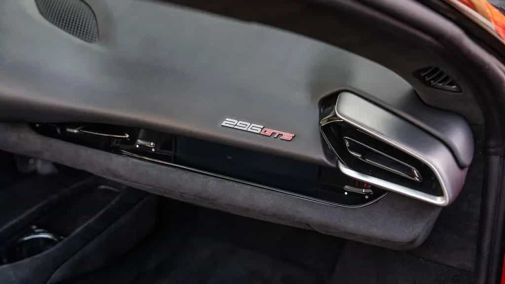 Ferrari 296 GTS GTS 12/2025-photo-13