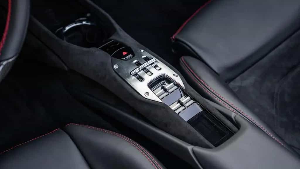 Ferrari 296 GTS GTS 12/2025-photo-17