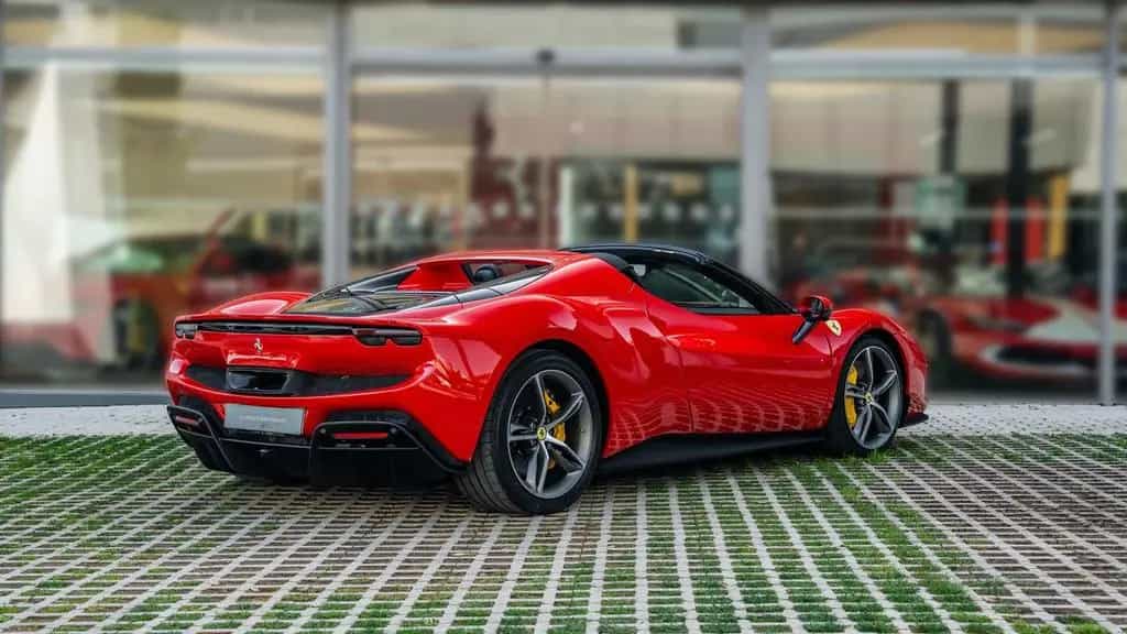 Ferrari 296 GTS GTS 12/2025-photo-3