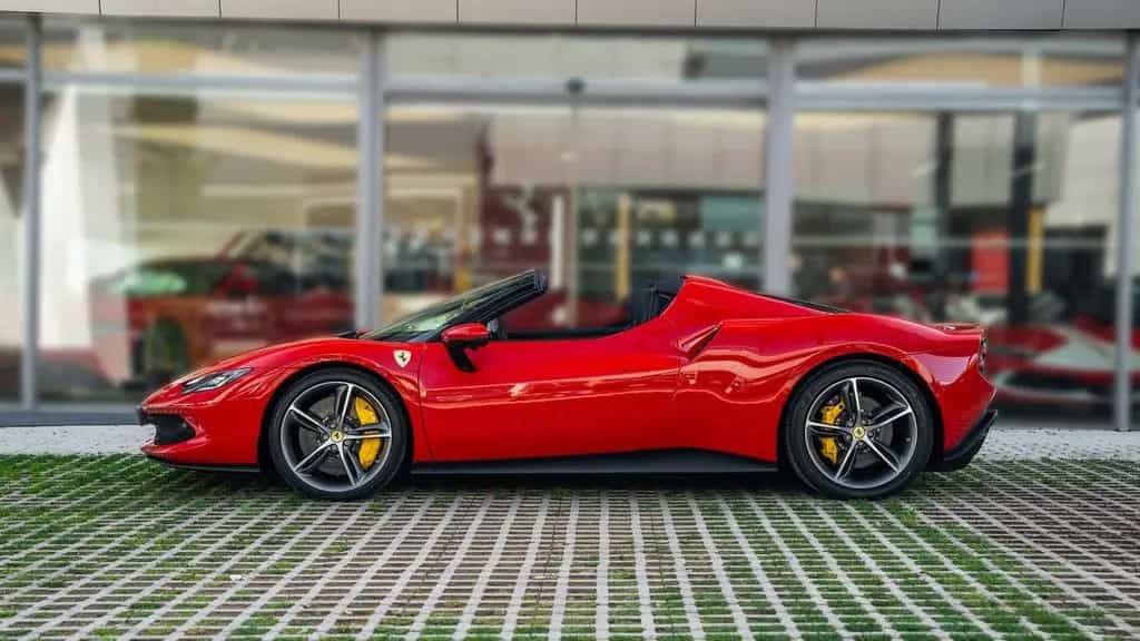 Ferrari 296 GTS GTS 12/2025-photo-6