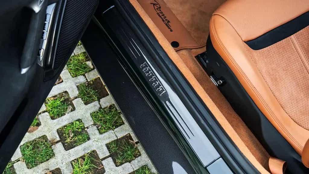 Ferrari Roma SPIDER 12/2025-photo-16