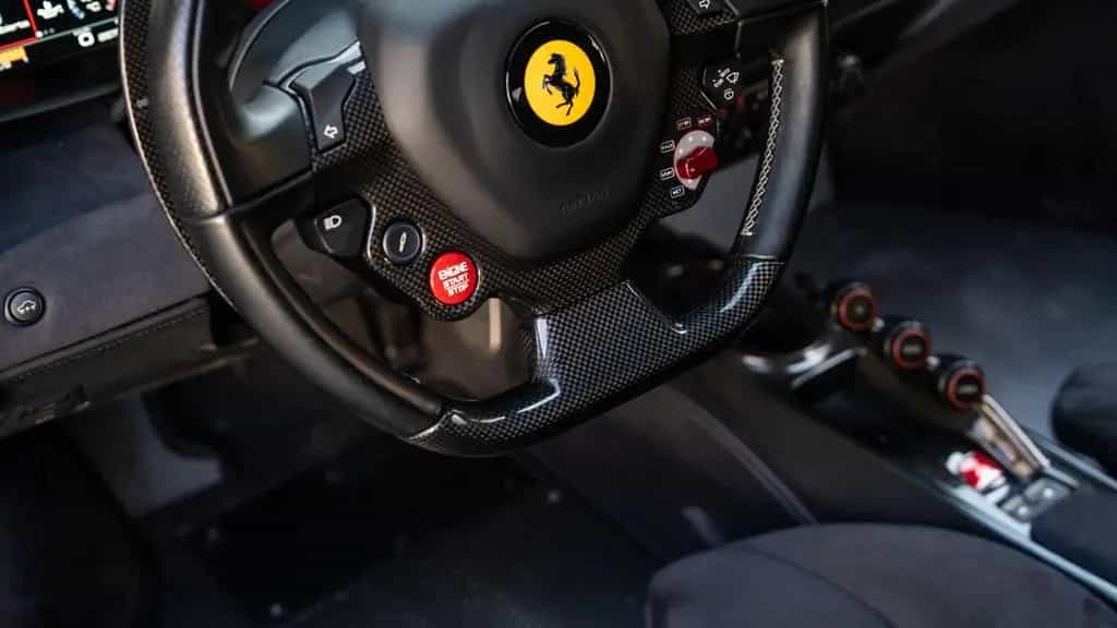 Ferrari 488 Spider Pista Coupé 08/2019-photo-12