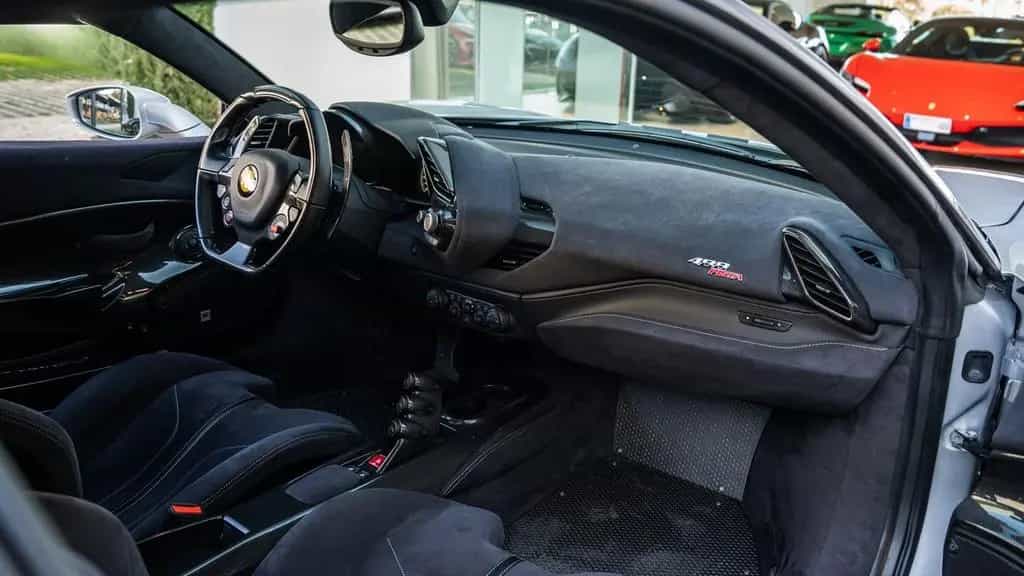 Ferrari 488 Spider Pista Coupé 08/2019-photo-14