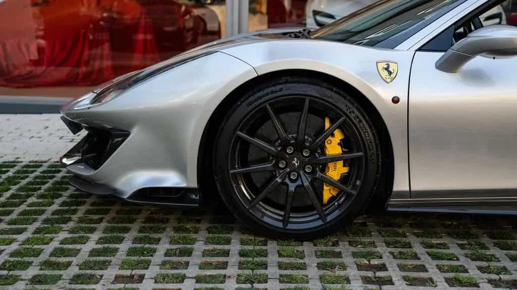 Ferrari 488 Spider Pista Coupé 08/2019-photo-8