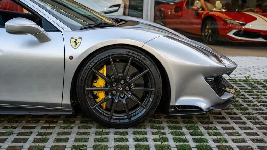 Ferrari 488 Spider Pista Coupé 08/2019-photo-9
