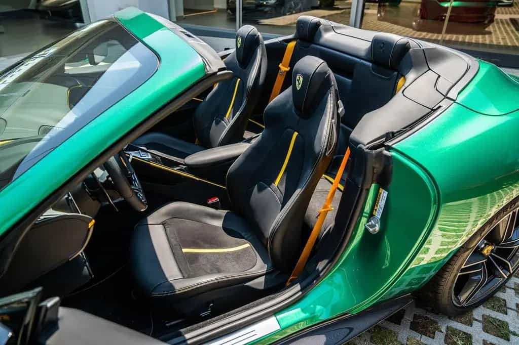 Ferrari Roma SPIDER 07/2024-photo-16