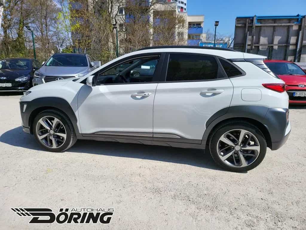 Hyundai KONA Premium 1.6 Automatik 4WD Leder Sitzheizung 08/2018-photo-18