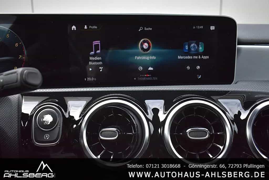 Mercedes-Benz A 250 AMG/NIGHT/ TEMPOMAT/LED/CAR-PLAY/7G 06/2018-photo-16