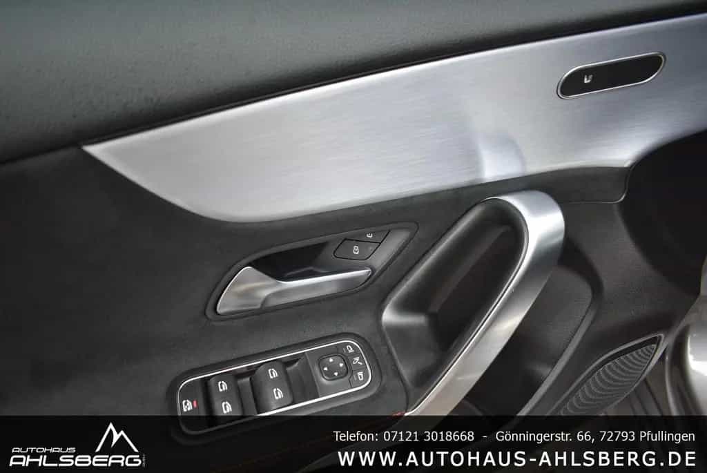 Mercedes-Benz A 250 AMG/NIGHT/ TEMPOMAT/LED/CAR-PLAY/7G 06/2018-photo-9