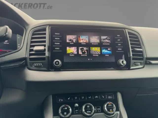 Skoda Karoq Sportline 1.5 TSI DSG Navi ACC Rückfahrk. 08/2024-photo-9