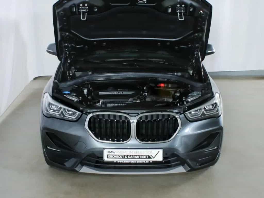 BMW X1 sDrive18i Kamera Panorama LED HIFI  Lordosen 04/2022-photo-13