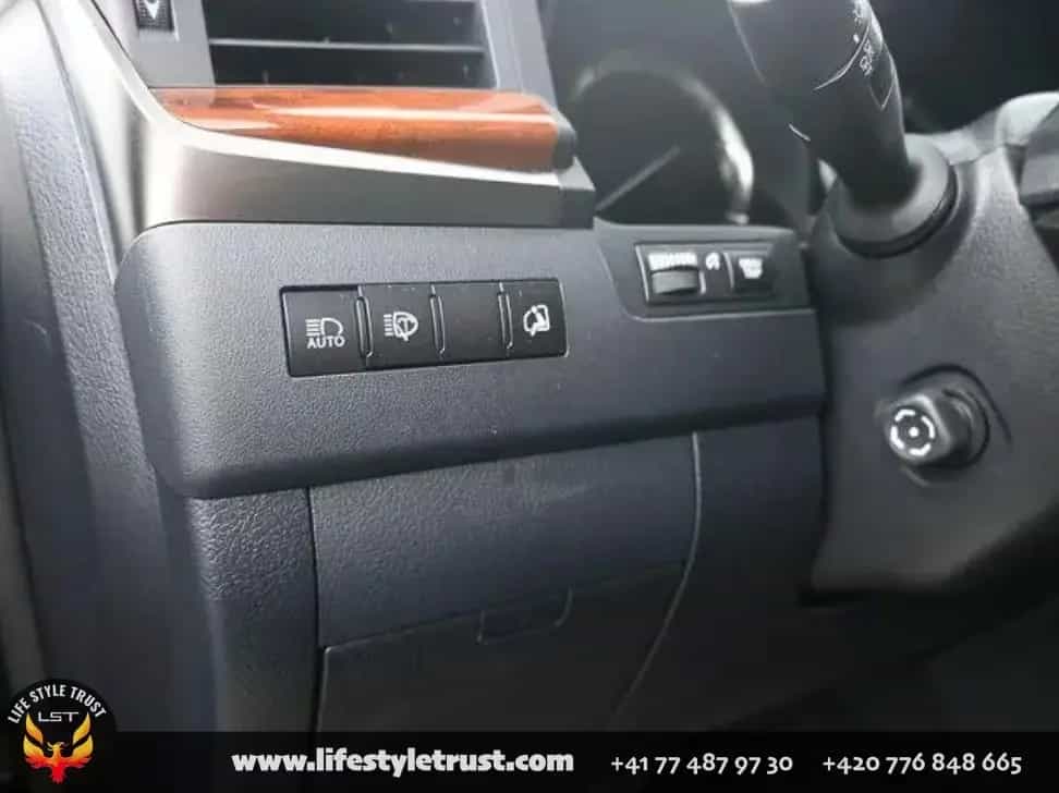 Lexus LX 570 LUXURY -2019- € 69.500 T1 04/2019-photo-16
