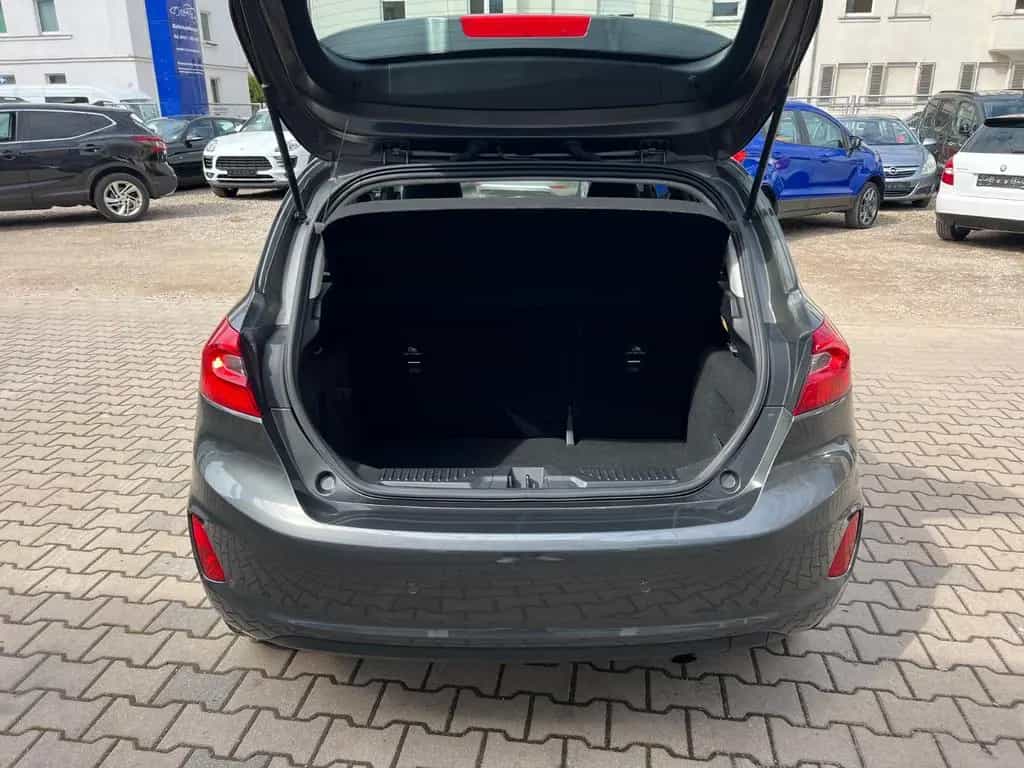 Ford Fiesta Cool & Connect 06/2019-photo-9