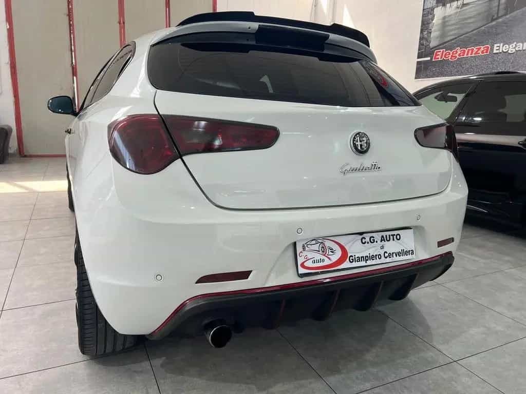 Alfa Romeo Giulietta 1.6 105 CV Exclusive 2011 06/2011-photo-8