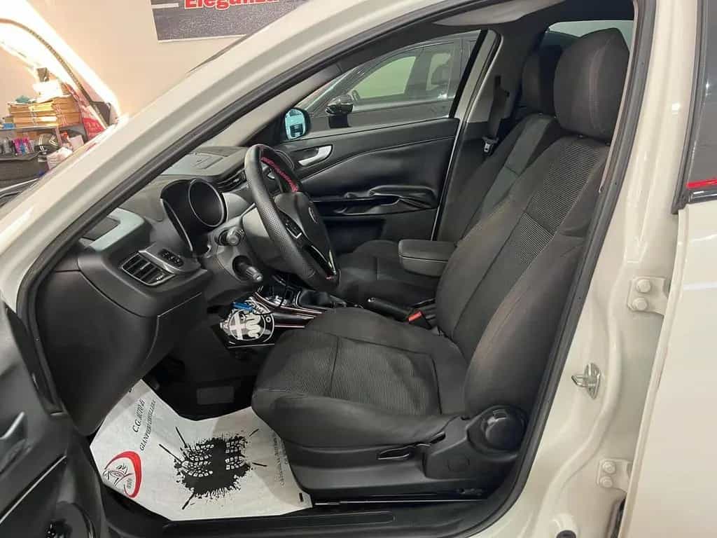 Alfa Romeo Giulietta 1.6 105 CV Exclusive 2011 06/2011-photo-9