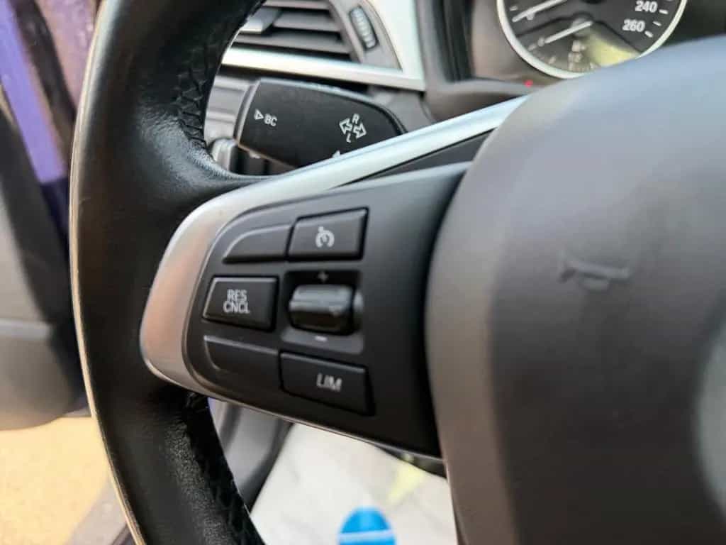 BMW X1 sDrive 20 i xDrive Navi LED Panorama Head-Up 10/2018-photo-16
