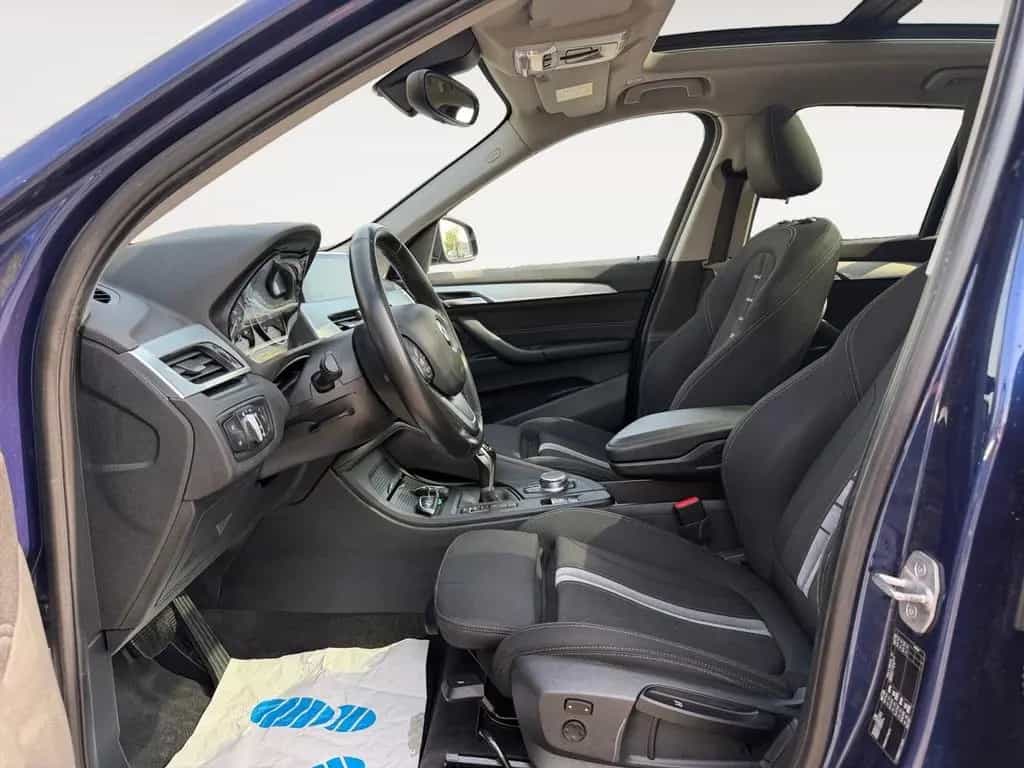 BMW X1 sDrive 20 i xDrive Navi LED Panorama Head-Up 10/2018-photo-6