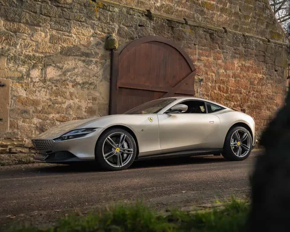 Ferrari Roma 3.9 T V8 Coupe' DCT *FIREBALL 02/2024-photo-0