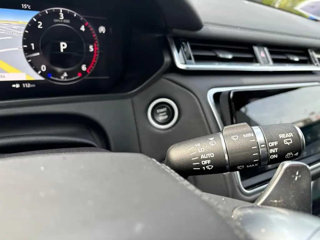 Land Rover Range Rover Rover Velar HSE 360°LEDER PAKET*AHK*HEADUP 03/2019-photo-16