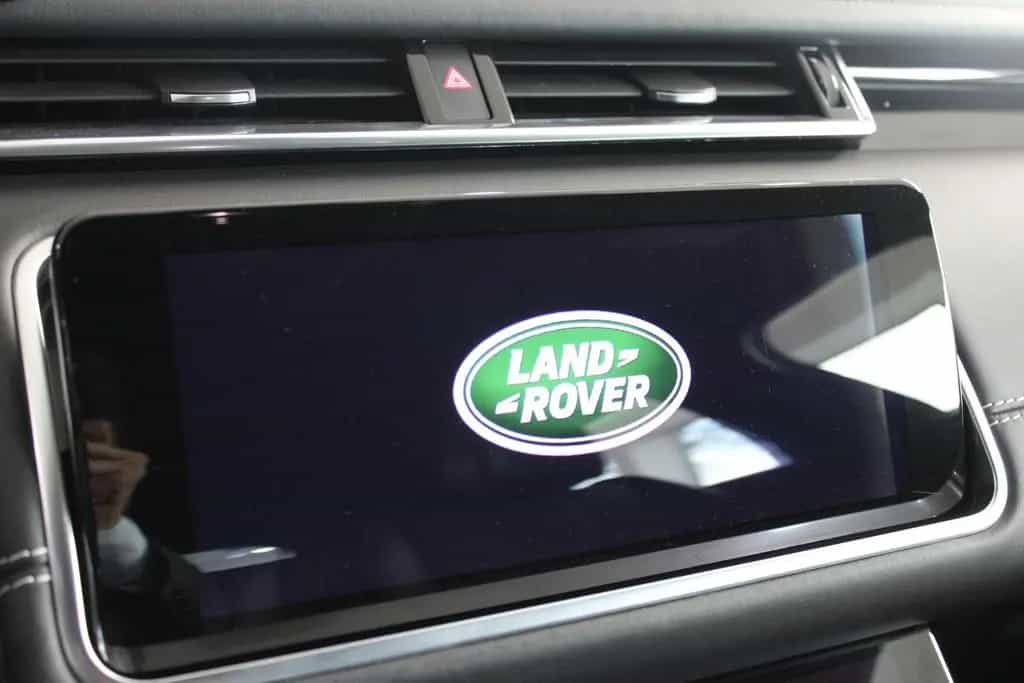 Land Rover Range Rover Rover Velar HSE 360°LEDER PAKET*AHK*HEADUP 03/2019-photo-26