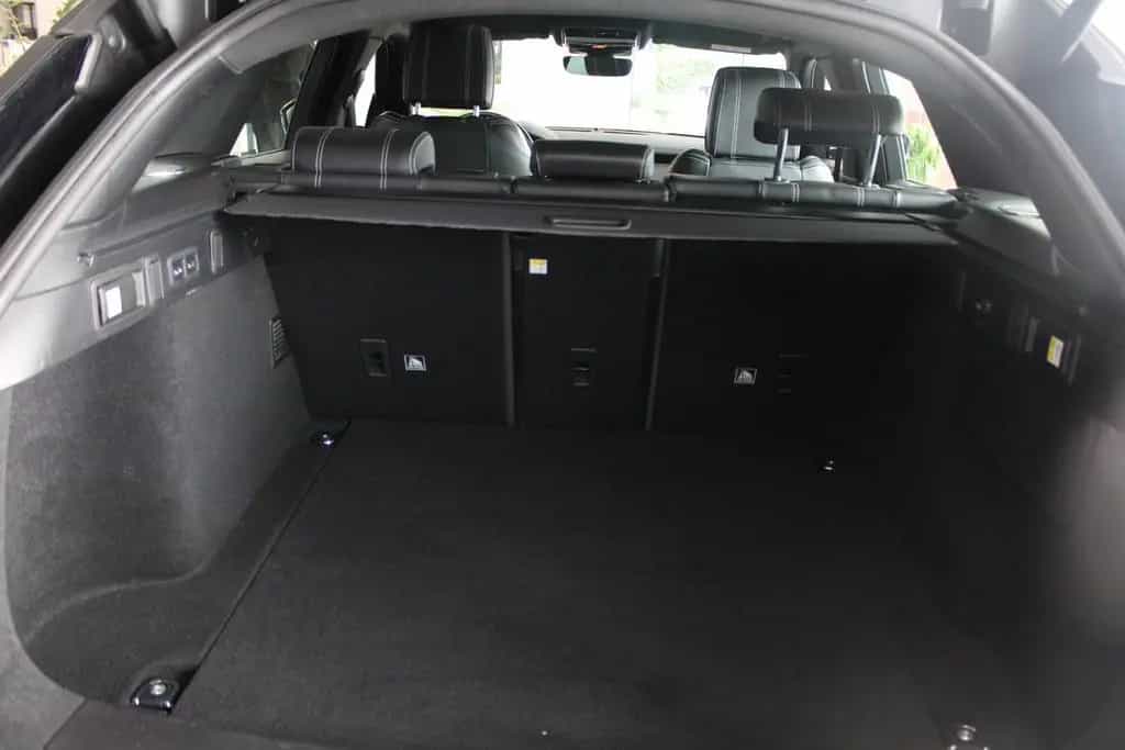 Land Rover Range Rover Rover Velar HSE 360°LEDER PAKET*AHK*HEADUP 03/2019-photo-30
