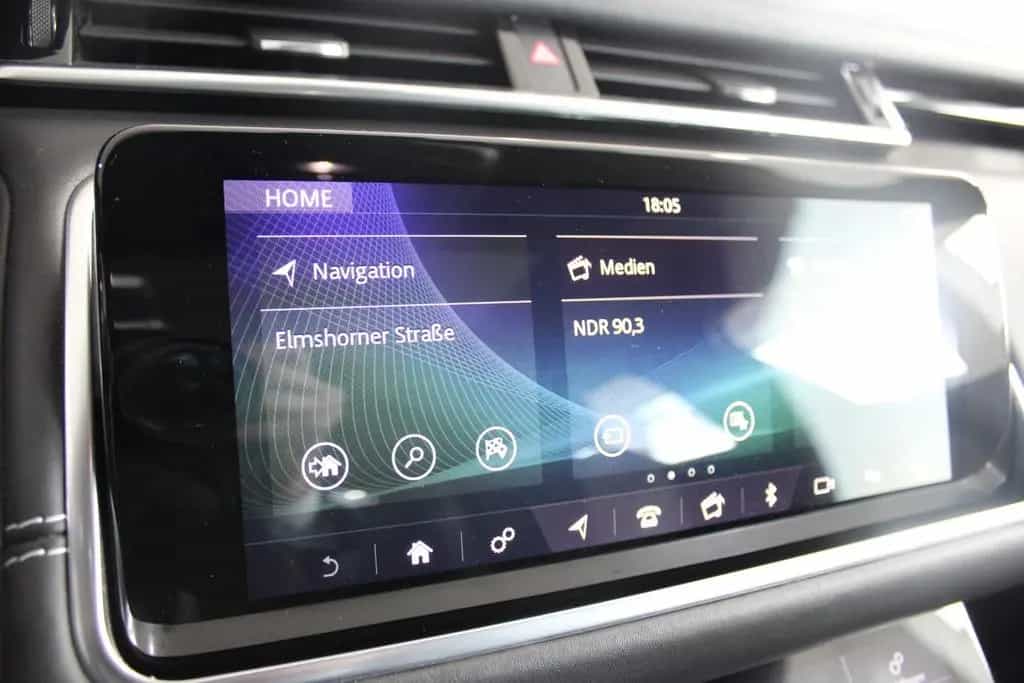 Land Rover Range Rover Rover Velar HSE 360°LEDER PAKET*AHK*HEADUP 03/2019-photo-32