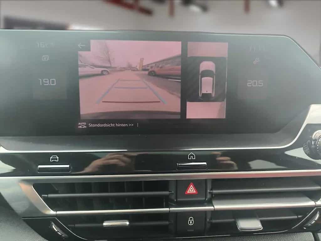 Citroën C4 Shine +155 PS+ 12/2021-photo-11