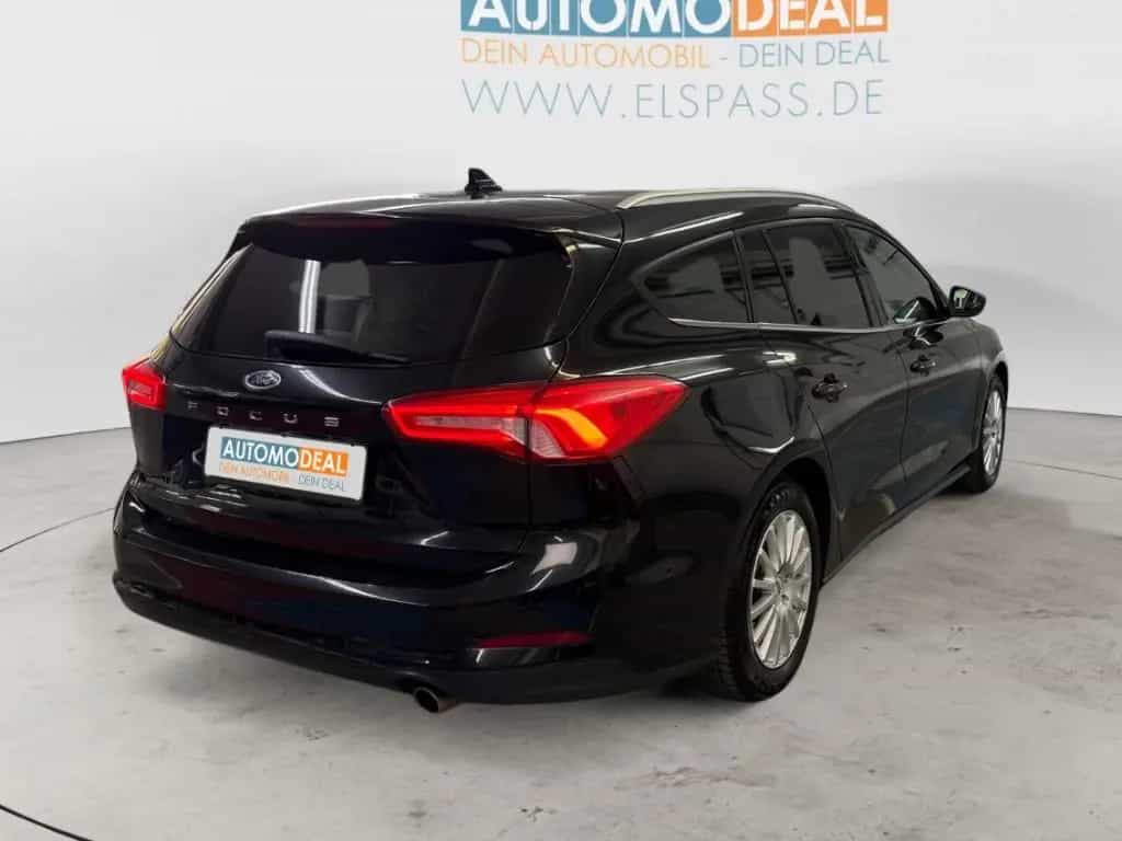 Ford Focus Turnier Titanium NAV LED KAMERA ACC SITZ.H 03/2019-photo-4