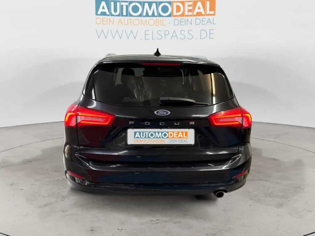 Ford Focus Turnier Titanium NAV LED KAMERA ACC SITZ.H 03/2019-photo-5