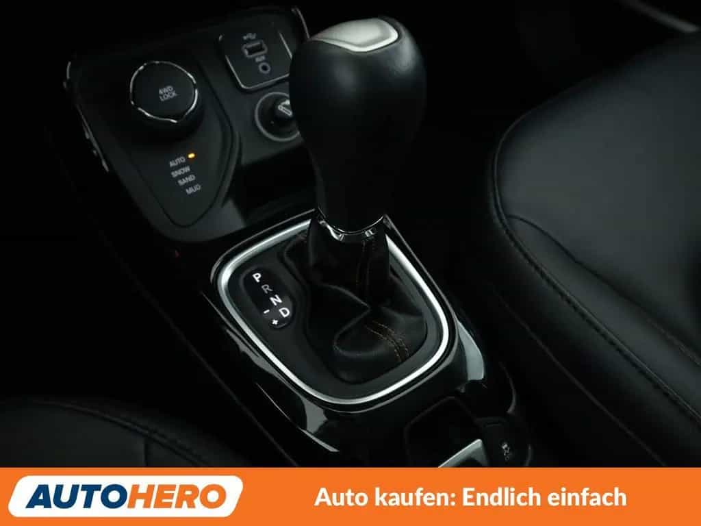 Jeep Compass 2.0 M-Jet Limited 4WD Aut.*NAV*TEMP*CAM* 09/2017-photo-26