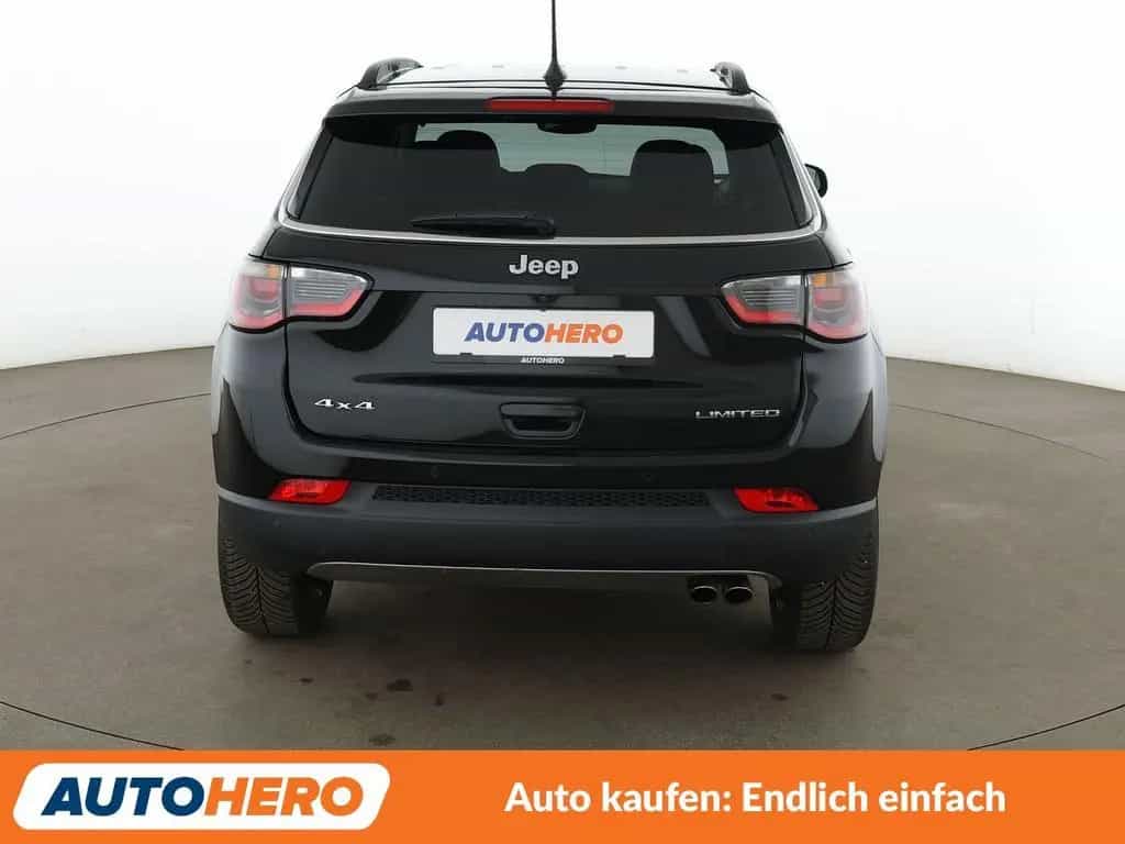 Jeep Compass 2.0 M-Jet Limited 4WD Aut.*NAV*TEMP*CAM* 09/2017-photo-4