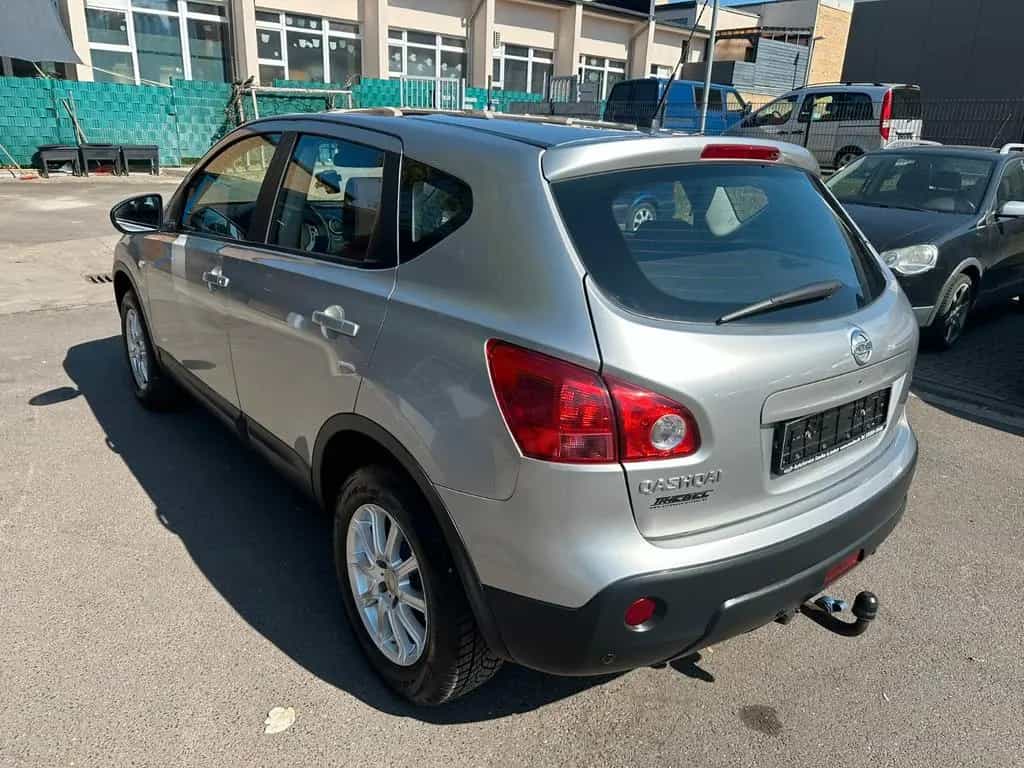 Nissan Qashqai 2.0 4X4*Aut*Leder*PDC*P-Dach*1.Hand*Top* 06/2008-photo-3
