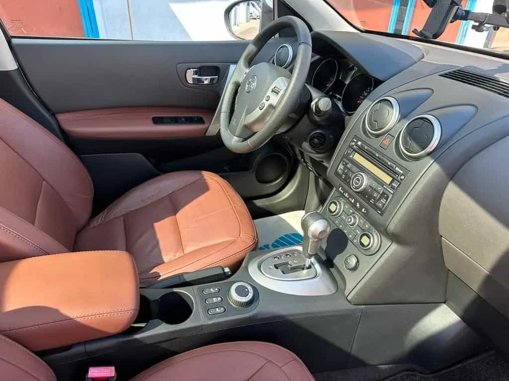 Nissan Qashqai 2.0 4X4*Aut*Leder*PDC*P-Dach*1.Hand*Top* 06/2008-photo-6