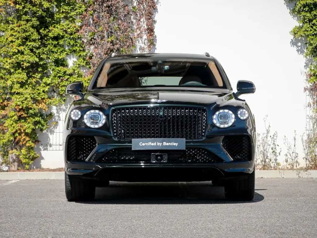 Bentley Bentayga Azure V8 4.0 550hp 07/2025-photo-1