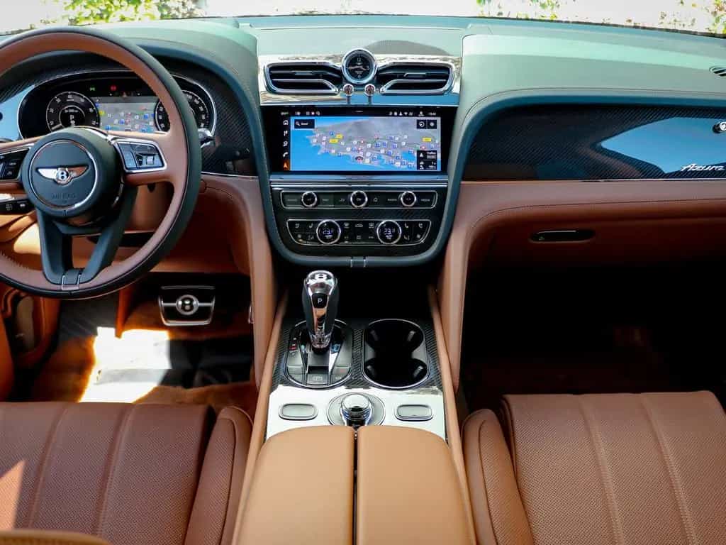 Bentley Bentayga Azure V8 4.0 550hp 07/2025-photo-14