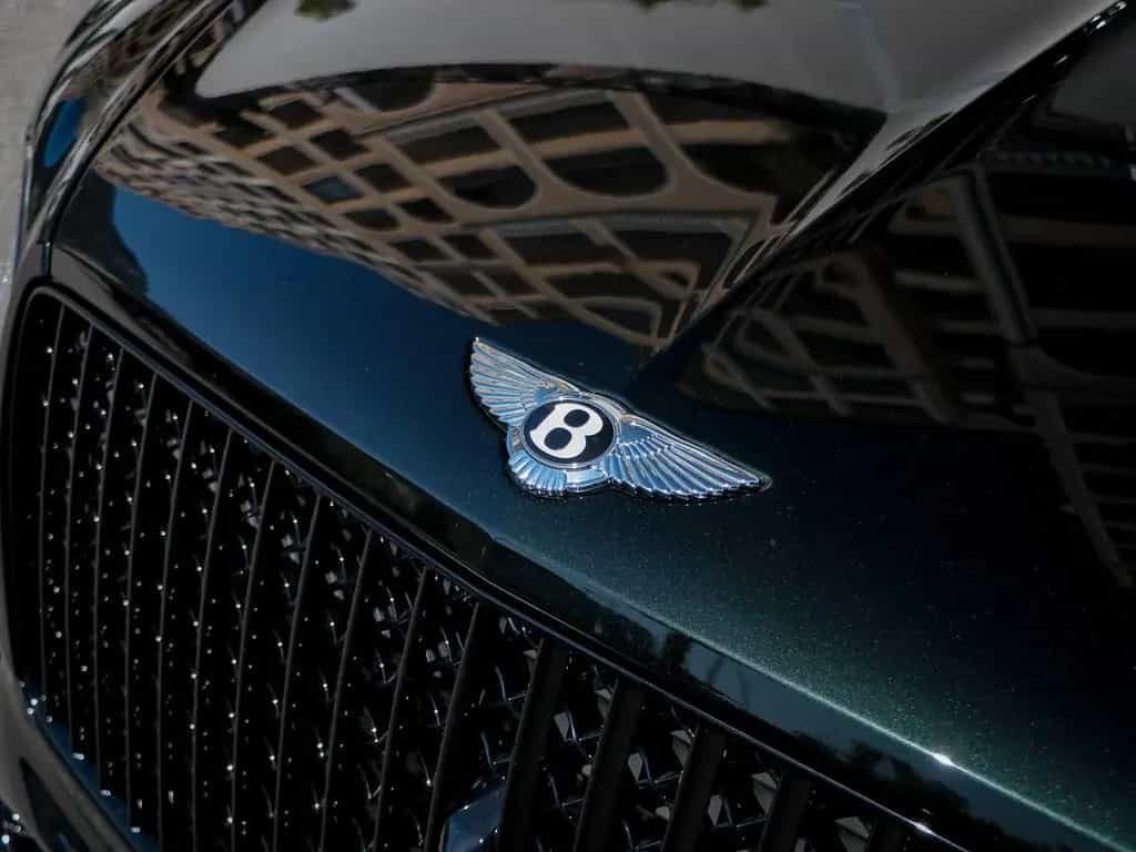 Bentley Bentayga Azure V8 4.0 550hp 07/2025-photo-27