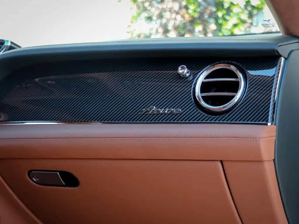 Bentley Bentayga Azure V8 4.0 550hp 07/2025-photo-32