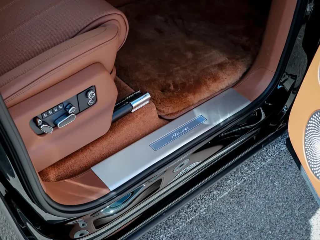 Bentley Bentayga Azure V8 4.0 550hp 07/2025-photo-34