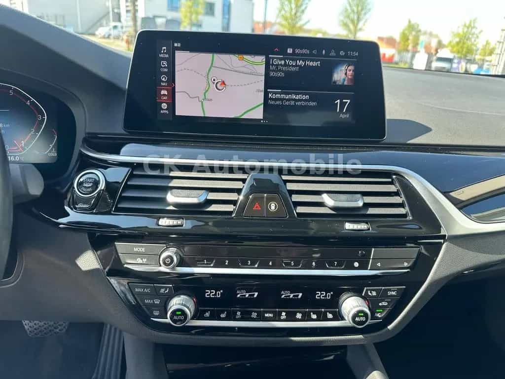 BMW 5 Series 530 i Lim. xDrive Sport Line/Navi/Leder/LED/Kam. 08/2020-photo-14