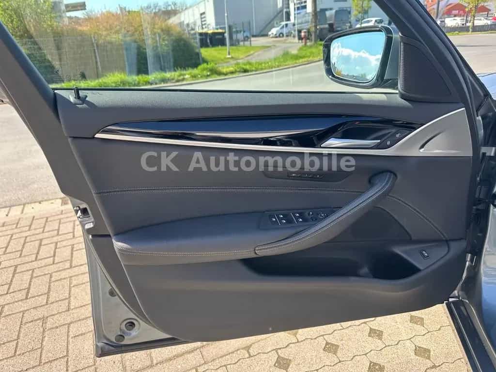 BMW 5 Series 530 i Lim. xDrive Sport Line/Navi/Leder/LED/Kam. 08/2020-photo-27