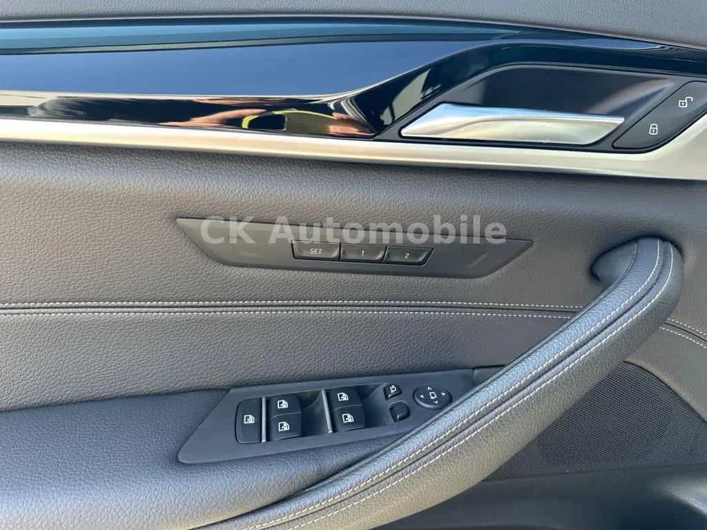 BMW 5 Series 530 i Lim. xDrive Sport Line/Navi/Leder/LED/Kam. 08/2020-photo-28