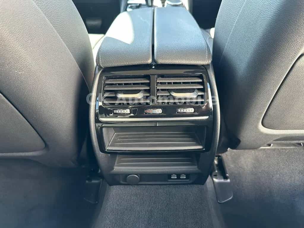 BMW 5 Series 530 i Lim. xDrive Sport Line/Navi/Leder/LED/Kam. 08/2020-photo-35