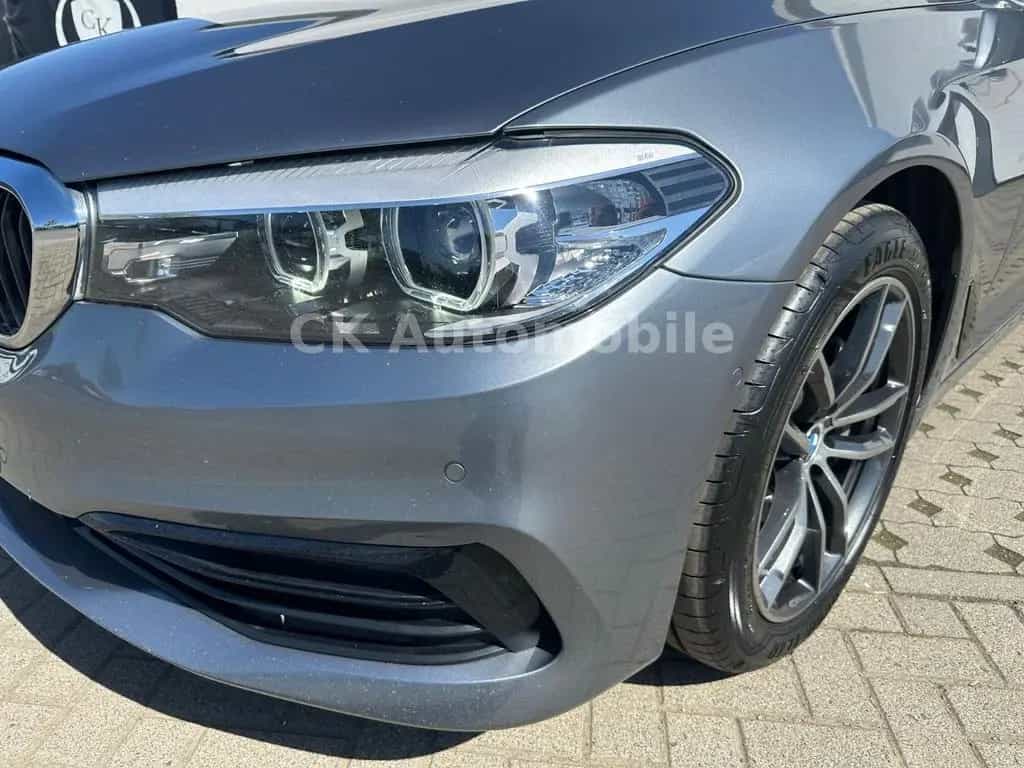 BMW 5 Series 530 i Lim. xDrive Sport Line/Navi/Leder/LED/Kam. 08/2020-photo-39